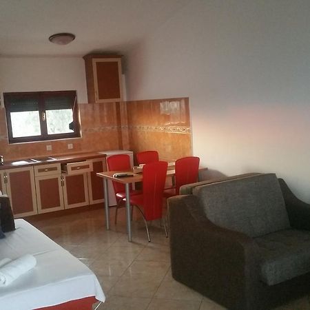 Apartments Tara Ulcinj Zewnętrze zdjęcie