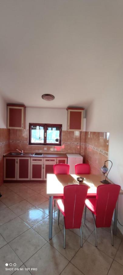 Apartments Tara Ulcinj Zewnętrze zdjęcie